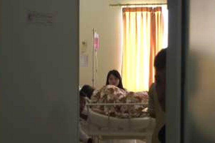 Suasana ruang tempat Bripka Bambang dirawat di Rumah Sakit Panti Waluyo, Solo, Rabu (6/7/2016). Bambang menderita luka-luka akibat bom bunuh diri yang dilakukan pelaku berinisial NR di Mapolresta Solo, Selasa sehari sebelumnya.