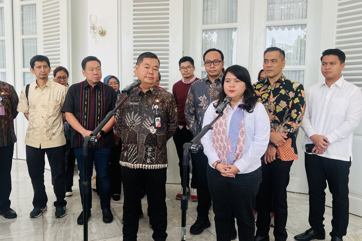 Pramono Pakai Kocek Pribadi untuk Operasional Tim Transisi