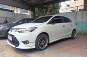 Impresi Mengemudikan Toyota Limo Bekas Taksi, Km 300.000-an