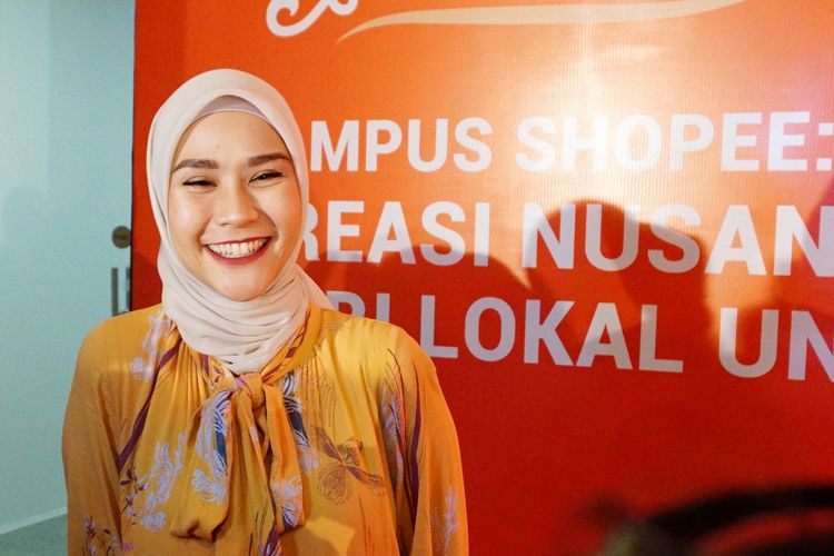 Artis peran Zaskia Adya Mecca dalam acara Kreasi Nusantara dari Lokal untuk Global di Pacific Century, SCBD, Jakarta Selatan, Selasa (30/4/2019). 