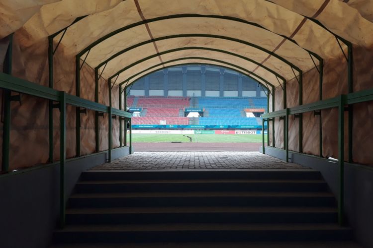 Tempat para pemain sepak bola negara peserta Asian Games bersiap memasuki lapangan untuk bertanding, Stadion Patriot Candrabhaga Kota Bekasi, (7/8/2018) 