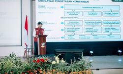 Di Hadapan Gus Ipul, 200 Pengasuh Sekolah Rakyat Se-Sulsel Ikrar Siap Dipecat jika Lakukan Kekerasan