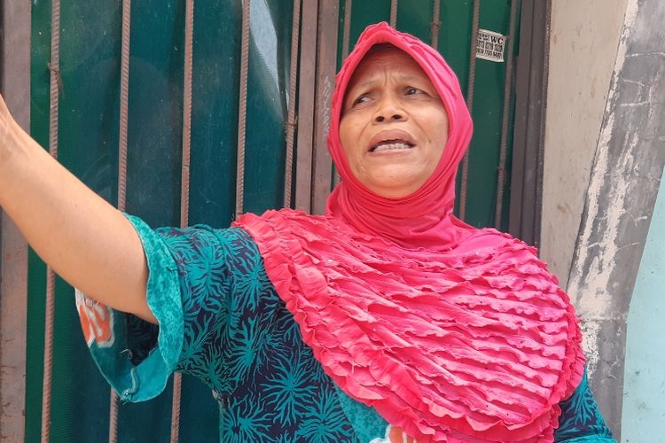Sumiyati salah satu tetangga NP saat ditemui di Jalan Haji Sanusi RT004/RW008 Kelurahan Duri Kepa, Kebon Jeruk, Jakarta Barat, Senin (21/10/2019).