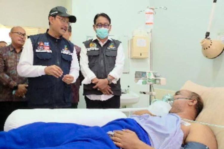 Mensos Saifullah Yusuf mengunjungi korban banjir di Bali