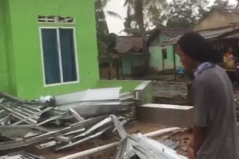 Angin Puting Beliung Hantam Tulang Bawang, Puluhan Rumah Rusak Berat