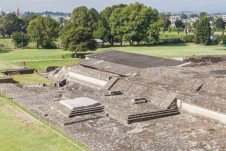 Piramida Akbar Cholula di Meksiko