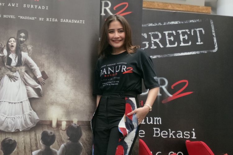 Prilly Latuconsina hadir dalam acara peluncuran klip video lagu tema film Danur 2: Maddah di Lagoon Avenue Bekasi, Jawa Barat, Jumat (30/3/2018).