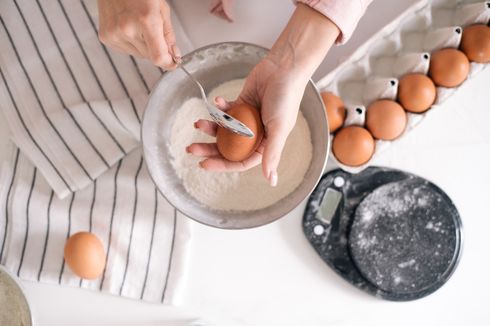 3 Fungsi Telur untuk Kue Kering, Bukan Sekadar Pengembang