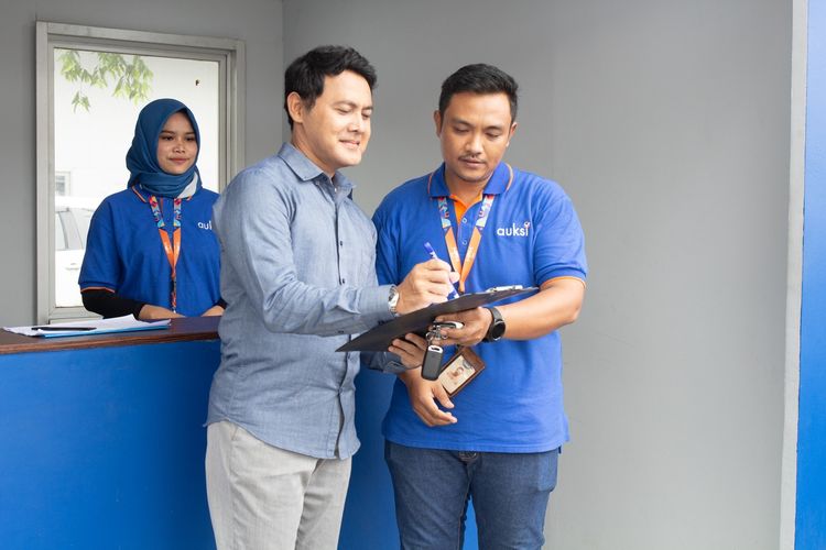 Auksi dan MPM Honda Jatim menggelar program trade-in