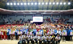 Peringati HUT Ke-58, Perwosi Gelar Lomba Senam Nasional Kreasi 2025