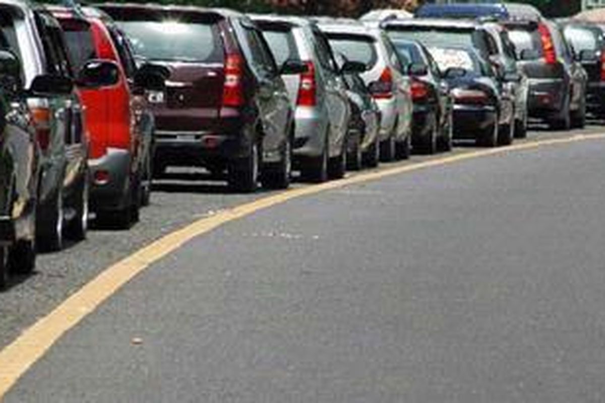 ILUSTRASI: Pengalihan arus lalu lintas dilakukan di beberapa jalur seperti Cicurug, yang dialihkan menuju jalur alternatif Tenjoayu.