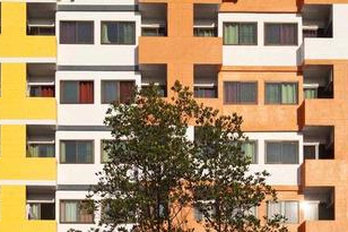 Kondisi bubble di sektor kondominium ini bisa terjadi apabila harga terus naik, sementara harga sewa tidak terjangkau.  