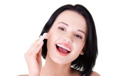 Agar Tisu Pembersih Wajah Lebih Efektif Angkat Sisa Make Up