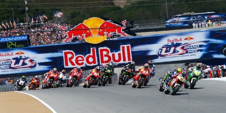 Para pebalap MotoGP memacu motor mereka dalam persaingan GP Amerika Serikat di Sirkuit Laguna Seca, Minggu (21/7/2013).