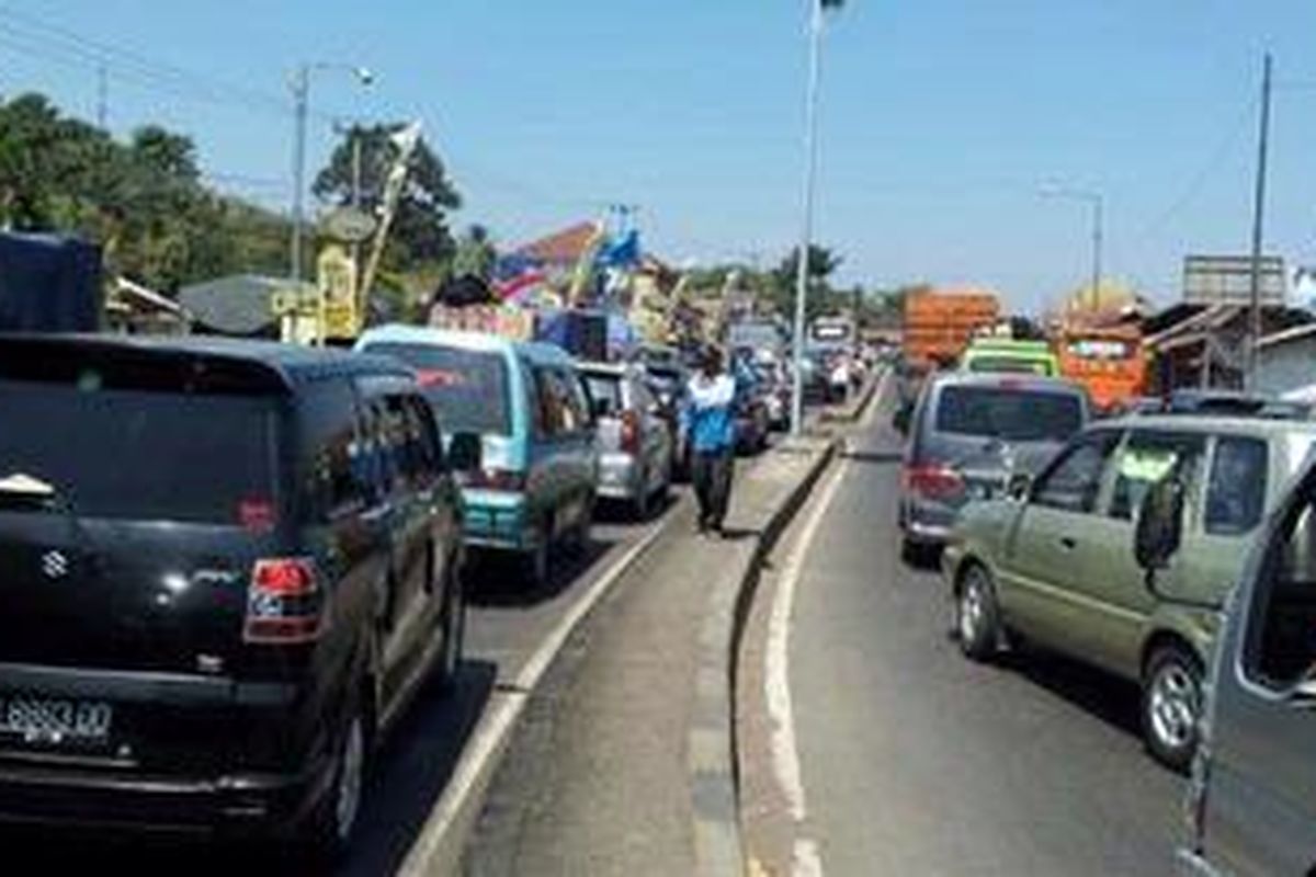 Arus Mudik di Nagreg