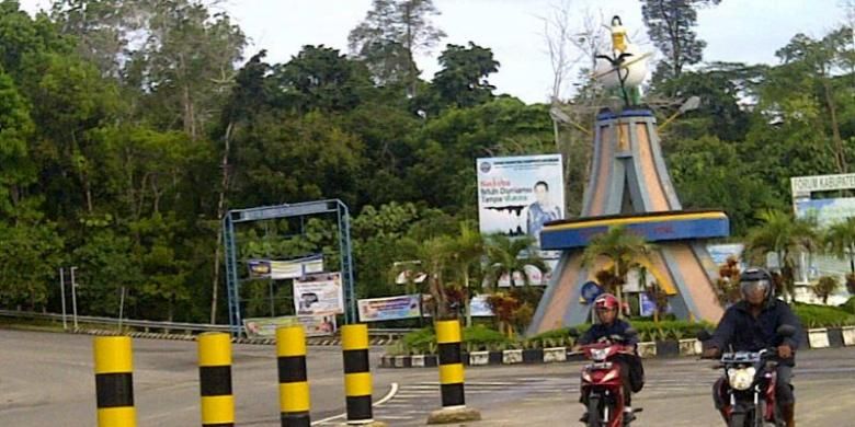 Salah satu sudut jalan di Tanjung Selor, Kabupaten Bulungan, Kalimantan Utara, Sabtu (27/4/2013)