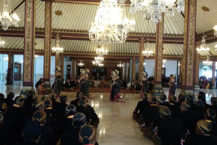 Suasana Keraton Surakarta, Jawa Tengah saat acara jumenengan pada bulan April 2017 lalu.