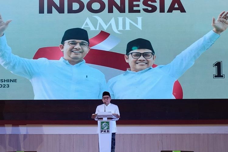 Ketua Umum (Ketum) PKB sekaligus bakal calon wakil presiden (cawapres) Muhaimin Iskandar (Cak Imin) di acara Halaqoh Para Anjengan dan Habaib, Soreang, Bandung, Jumat (15/9/2023). 