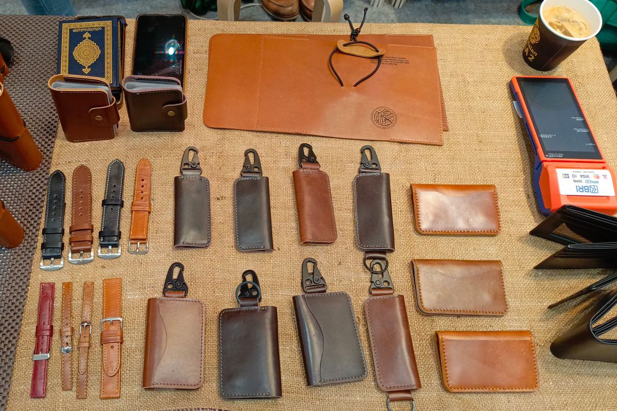 Produk Kecil dari  Al-Qur'an Leather