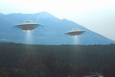 Cek Fakta Sepekan: Hoaks Penampakan UFO hingga Roy Suryo Ditahan