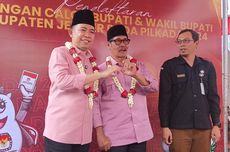 Usung Tema Cinta, Fawait-Djoko Daftar Pilkada Jember Pakai Kostum Pink