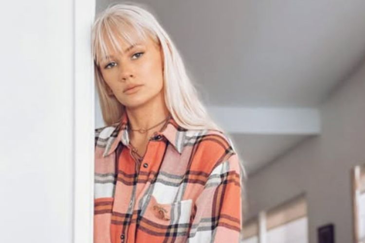 Lauren Bennett Meninggal Dunia dalam Usia 37 Tahun