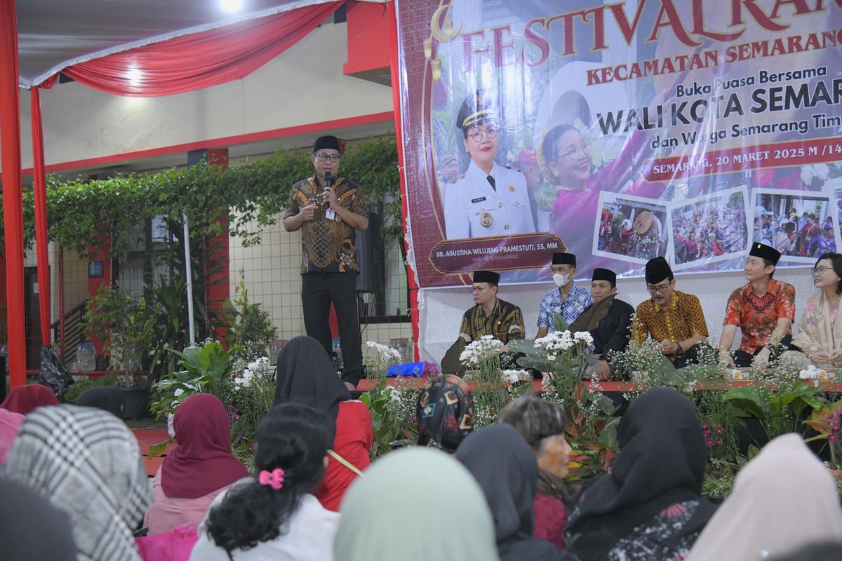 Wakil Wali Kota Semarang Iswar Aminuddin pada acara buka bersama di Kecamatan Semarang Timur, Kamis (20/3/2025).
