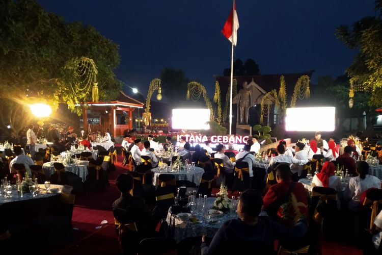 Gala Senja di halaman Istana Gebang, Kota Blitar, mengawali rangkaian acara Haul Bung Karno di Kota Blitar, Jumat (20/6/2025) petang