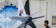 Karier Naik Usai Ejek MH370, Komedian Singapura Tolak Minta Maaf