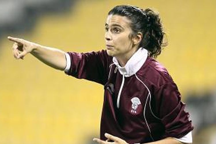 Pelatih perempuan asal Portugal, Helena Costa.