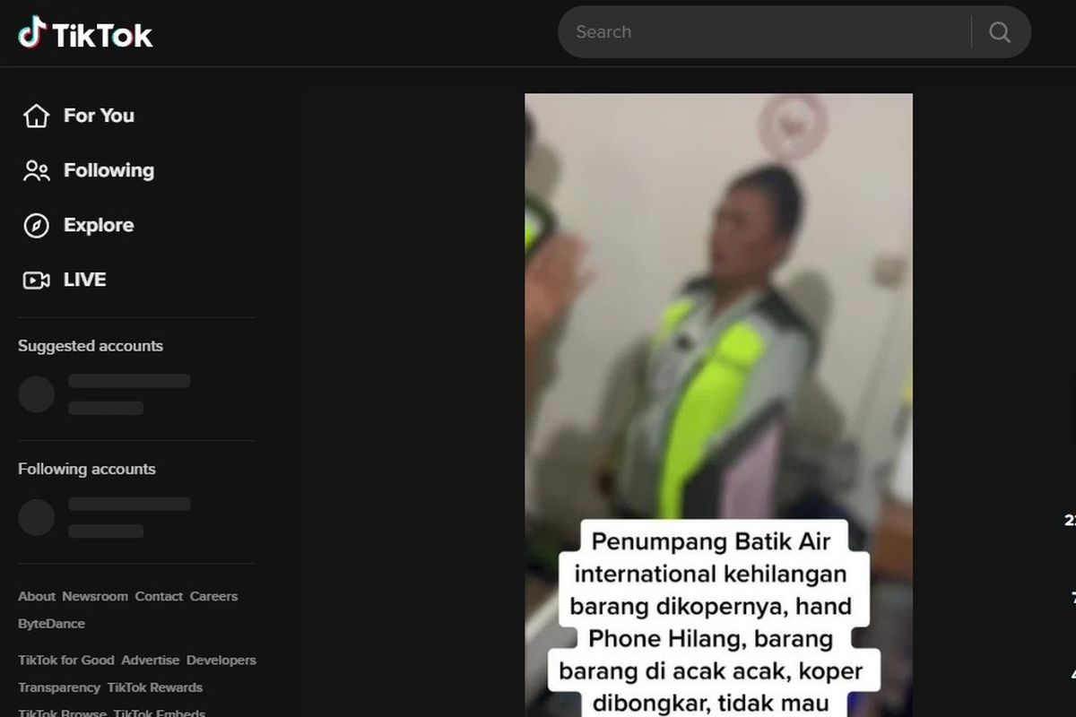 Penumpang Batik Air kehilangan handphone dan gembok kopernya dijebol.