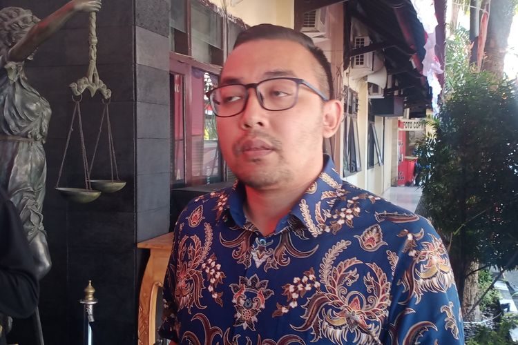 Kasatreskrim Polresta Malang Kota, AKP Bayu Febrianto saat diwawancarai awak media di Mapolresta Malang Kota pada Jumat (8/7/2022). 