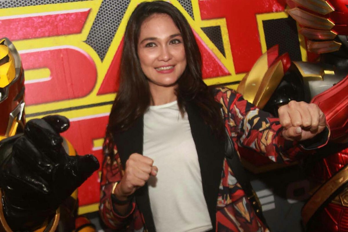 Luna Maya hadir pada gala premiere film Satria Heroes: Revenge of Darkness di Plaza Indonesia XXI, Jakarta Pusat, pada Kamis (27/4/2017). 