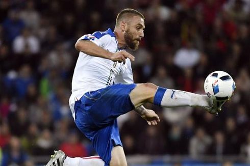 Italia Vs Swedia, Mengapa De Rossi Menolak Bermain?