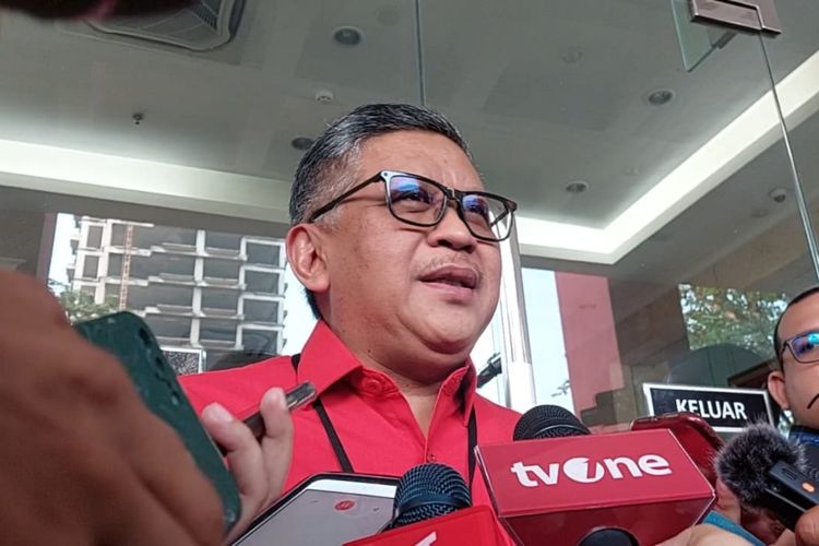 Sekjen PDI-P Hasto Kristiyanto ditemui di Kantor DPP PDI-P, Jalan Diponegoro, Menteng, Jakarta, Rabu (18/10/2023) sebelum pengumuman cawapres Ganjar Pranowo.
