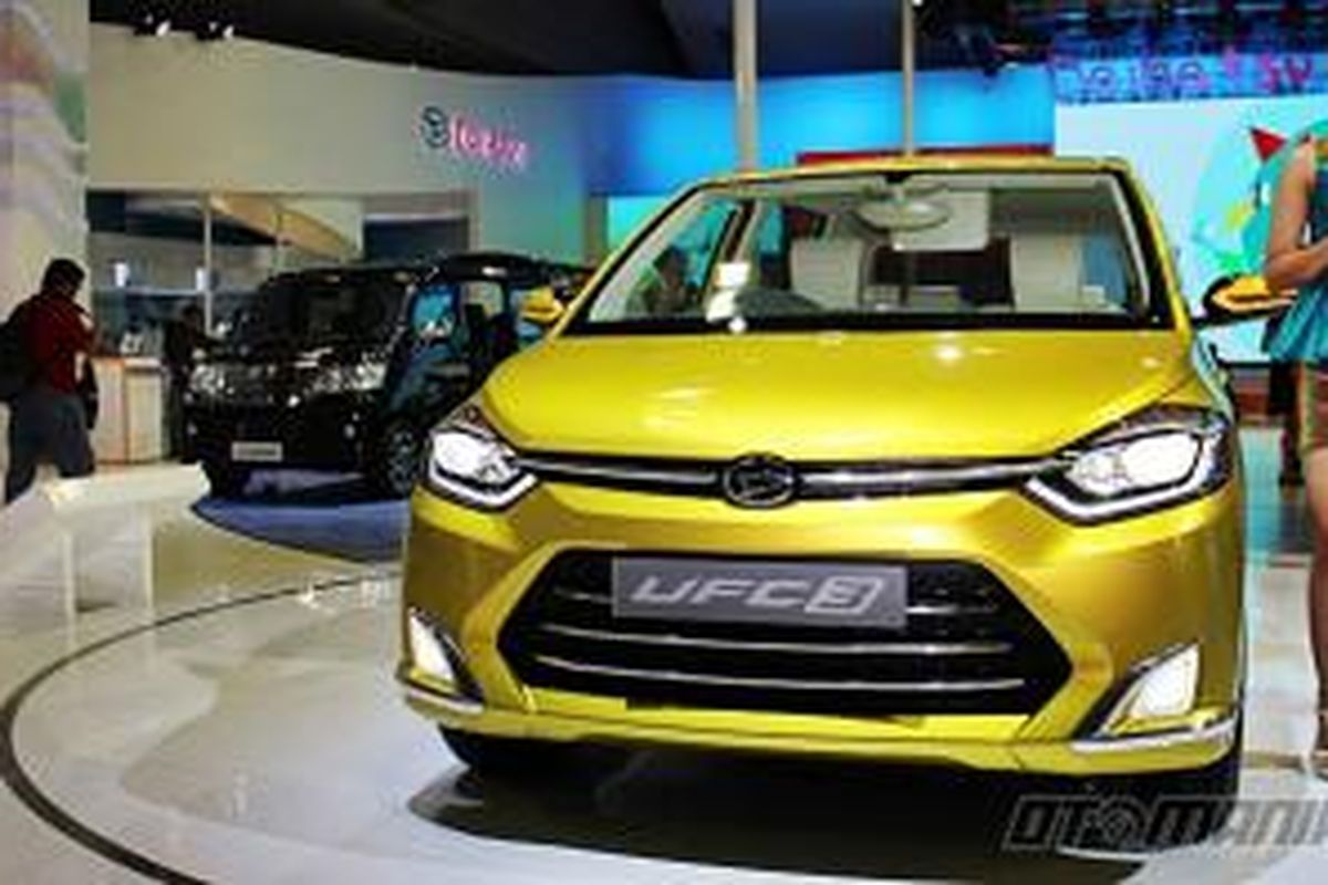 Dok mobil konsep Daiahtsu di IIMS 2014