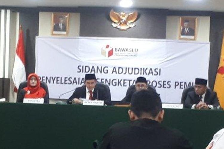 Bawaslu DKI Jakarta menyidangkan tiga gugatan yang diajukan bacaleg DPD DKI Jakarta, Rabu (11/1/2023). 