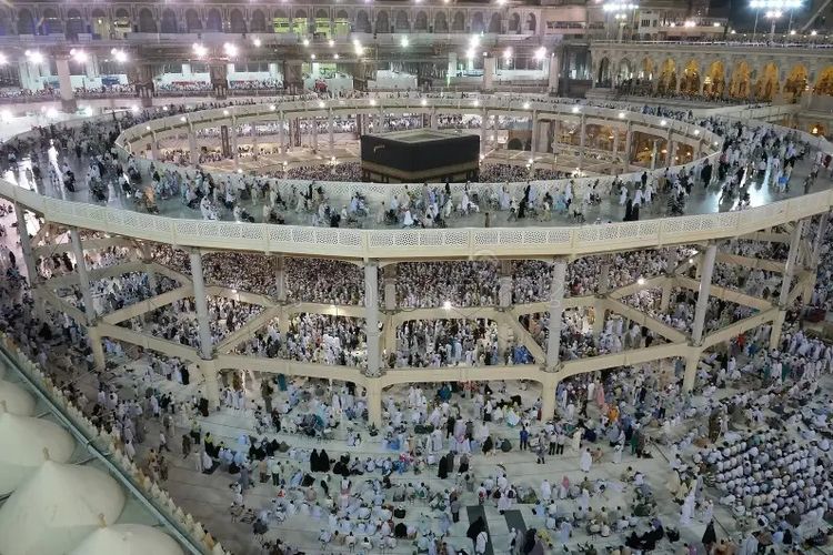 Waskita Karya ikut berkontribusi membantu renovasi Masjidil Haram.