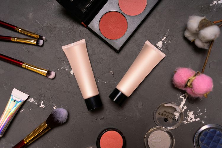 Ilustrasi primer makeup