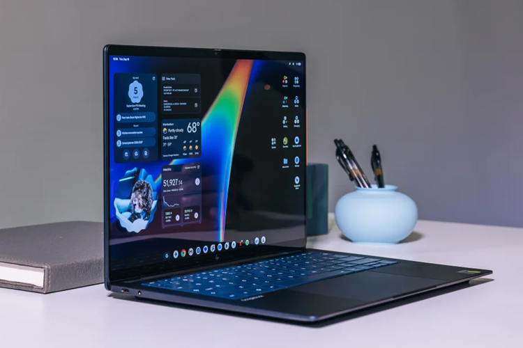 5 Googlebook Pertama Resmi Meluncur, 