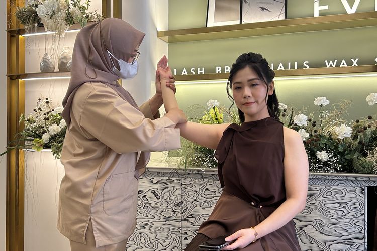 Sering Dikira Cuma Diusap, Ini 5 Fakta Pijat Limfatik yang Bisa Buang Cairan Kotor
