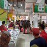 Kunjungi Pasar Merdeka Samarinda, Jokowi Bagi-bagi Paket Sembako