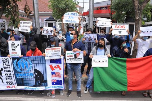 Gelar Aksi Damai di Surabaya, Pengungsi Afghanistan Minta Segera Dipindahkan