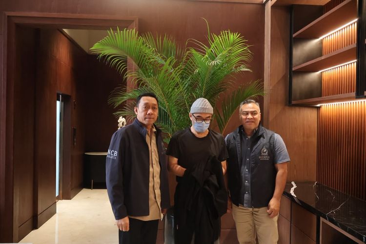 Buronan Michael Steven Ditahan di Rutan Bareskrim Usai Diekstradisi dari Maroko