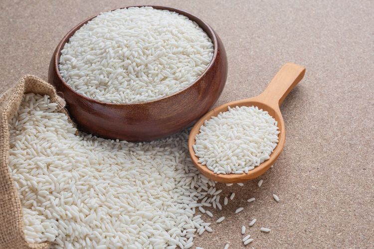 Proses pencucian beras menentukan tekstur nasi yang ada.
