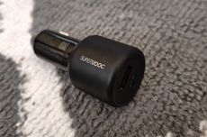 Review Oppo Car Charger 80W, Isi Baterai HP 30 Menit di Mobil