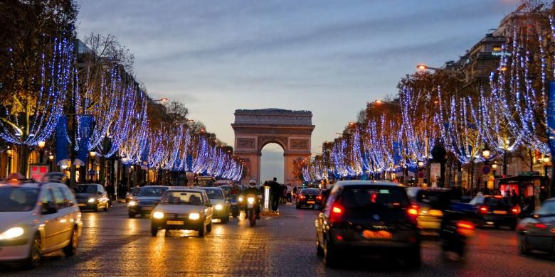 Champs-Elysees di Paris, Perancis.