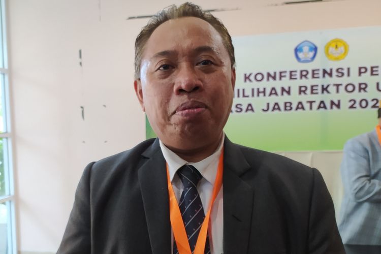 Rektor Universitas Jenderal Soedirman (Unsoed) terpilih periode 2022-2026 Prof Dr Ir Akhmad Sodiq M Sc Agr.