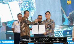 Perkuat Tata Kelola Pemerintahan dan Pelayanan Publik, Kementerian PU Teken MoU dengan Kementerian Hukum