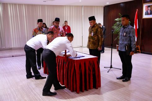 Firli Bahuri Lantik 6 Jaksa Baru KPK 